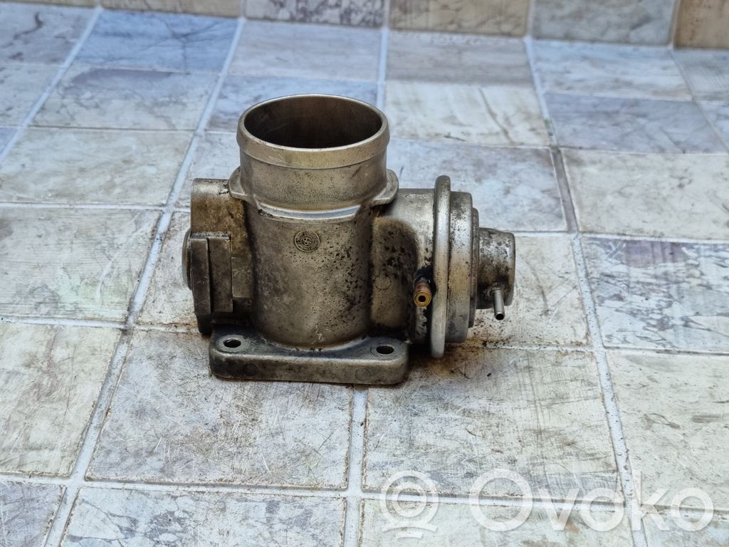 BMW 5 E39 EGR valve 