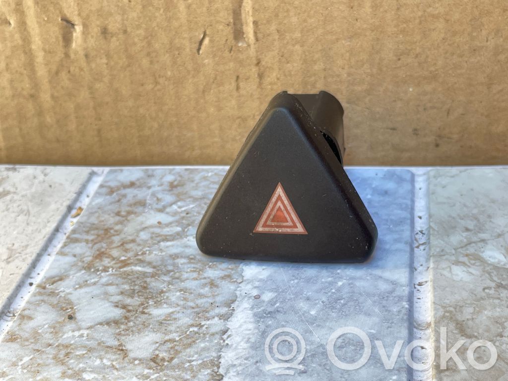 Ford Fiesta Hazard light switch 