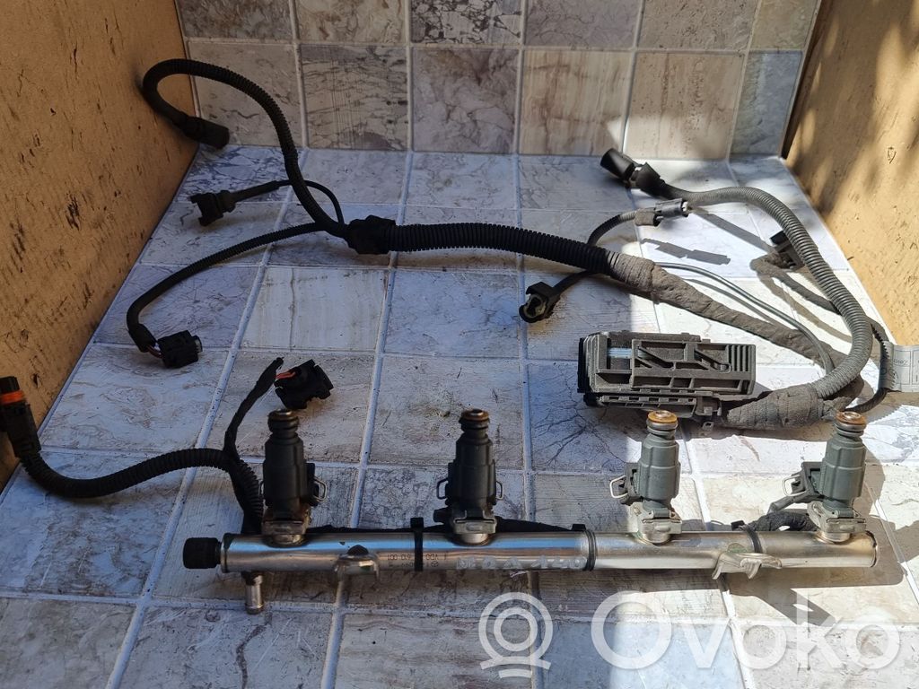 Mercedes-Benz A W168 Listwa wtryskowa 