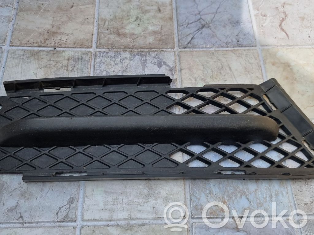 BMW 3 E90 E91 Front bumper lower grill 