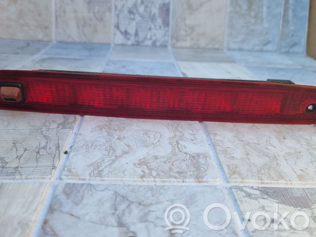 Ford Focus Third/center stoplight 