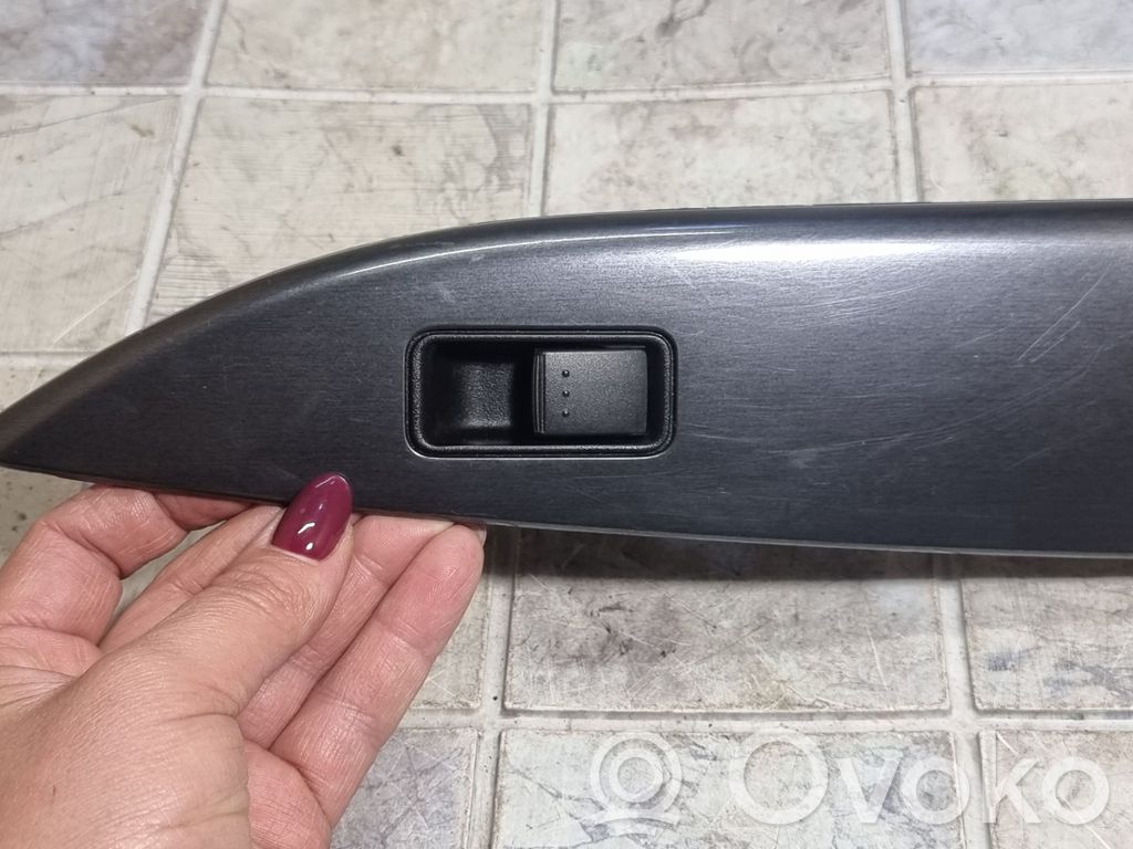 Mazda 6 Electric window control switch 
