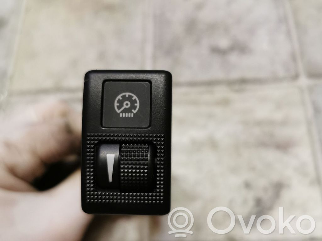 Panel lighting control switch   4740L45