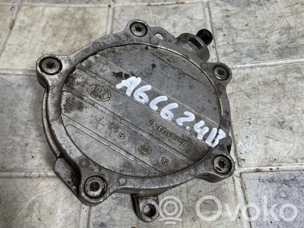 Audi A6 S6 C6 4F Pompe à vide 