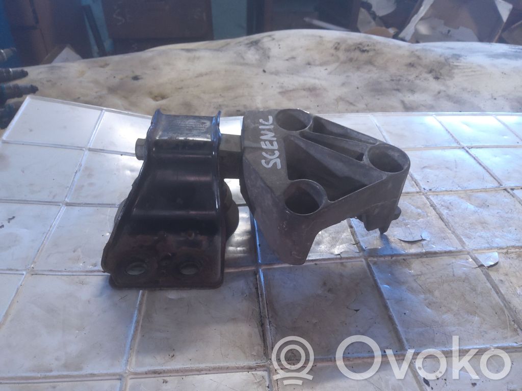 Renault Scenic II -  Grand scenic II Engine mount bracket 