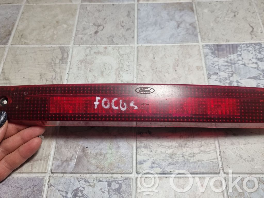 Ford Focus Third/center stoplight 