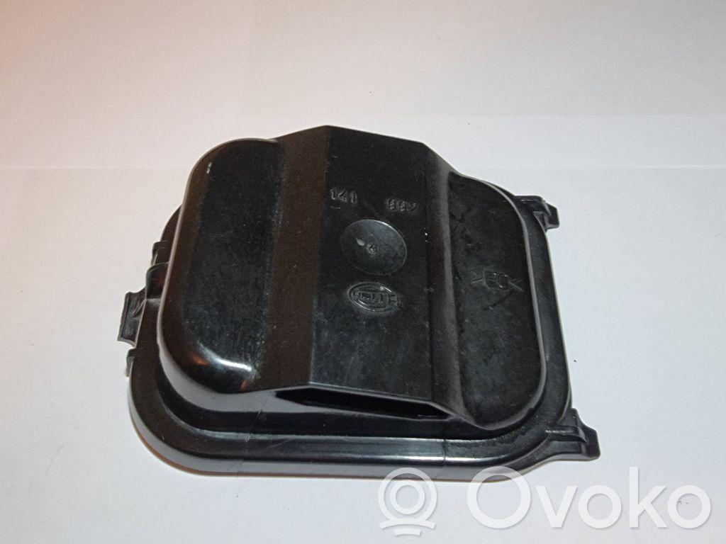 Volkswagen PASSAT B5 Capac bec far 