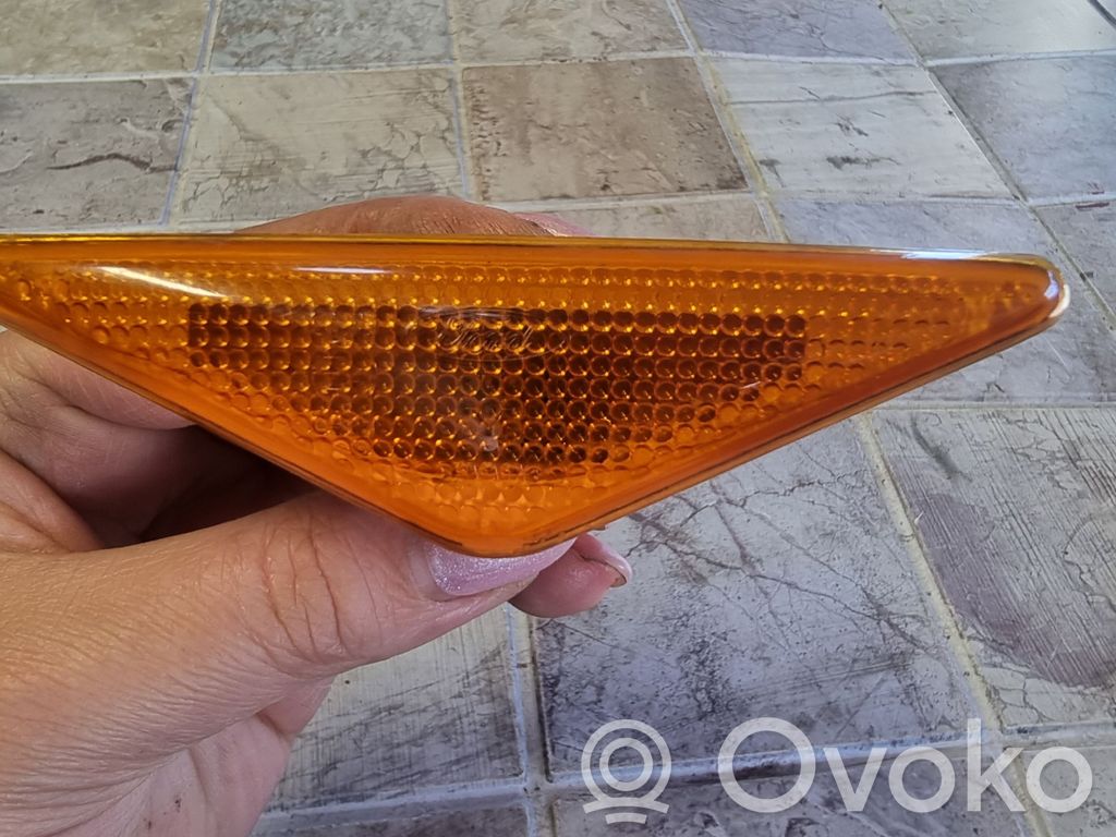 Ford Focus Seitenblinker 