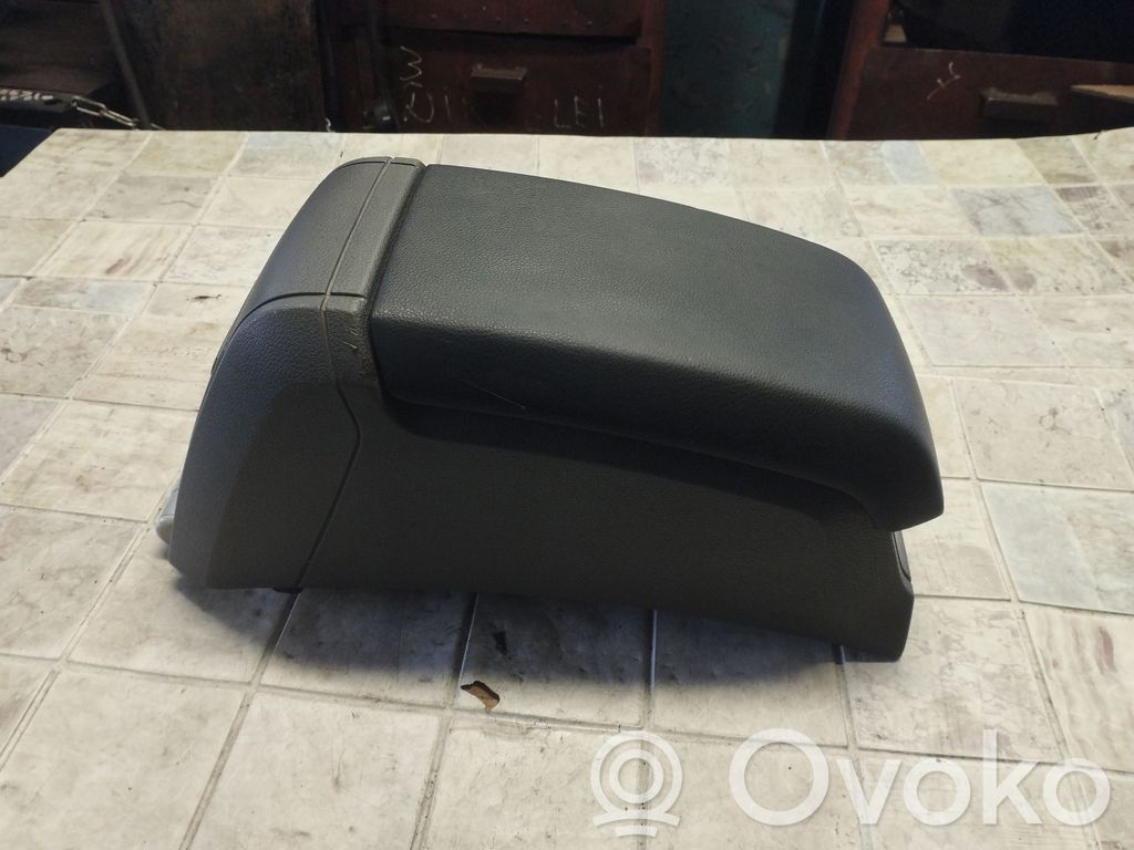 Ford Focus C-MAX Armrest 
