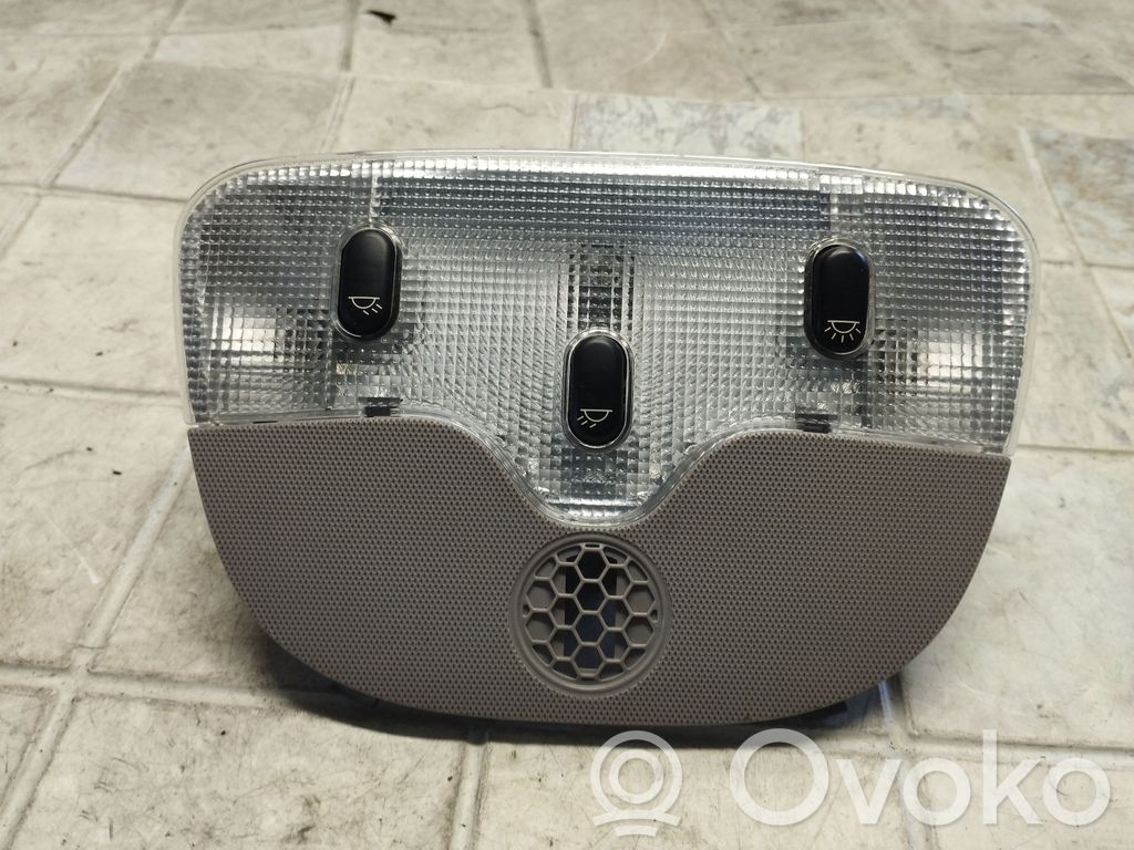 Peugeot 607 Front seat light 
