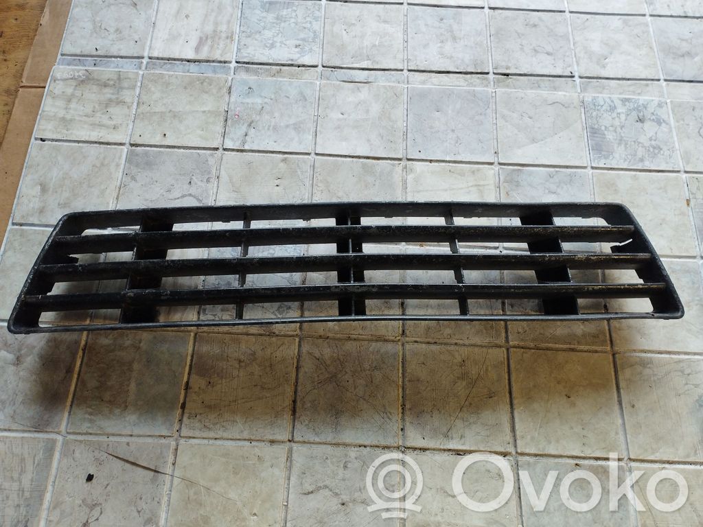 Audi A6 S6 C5 4B Front bumper lower grill 