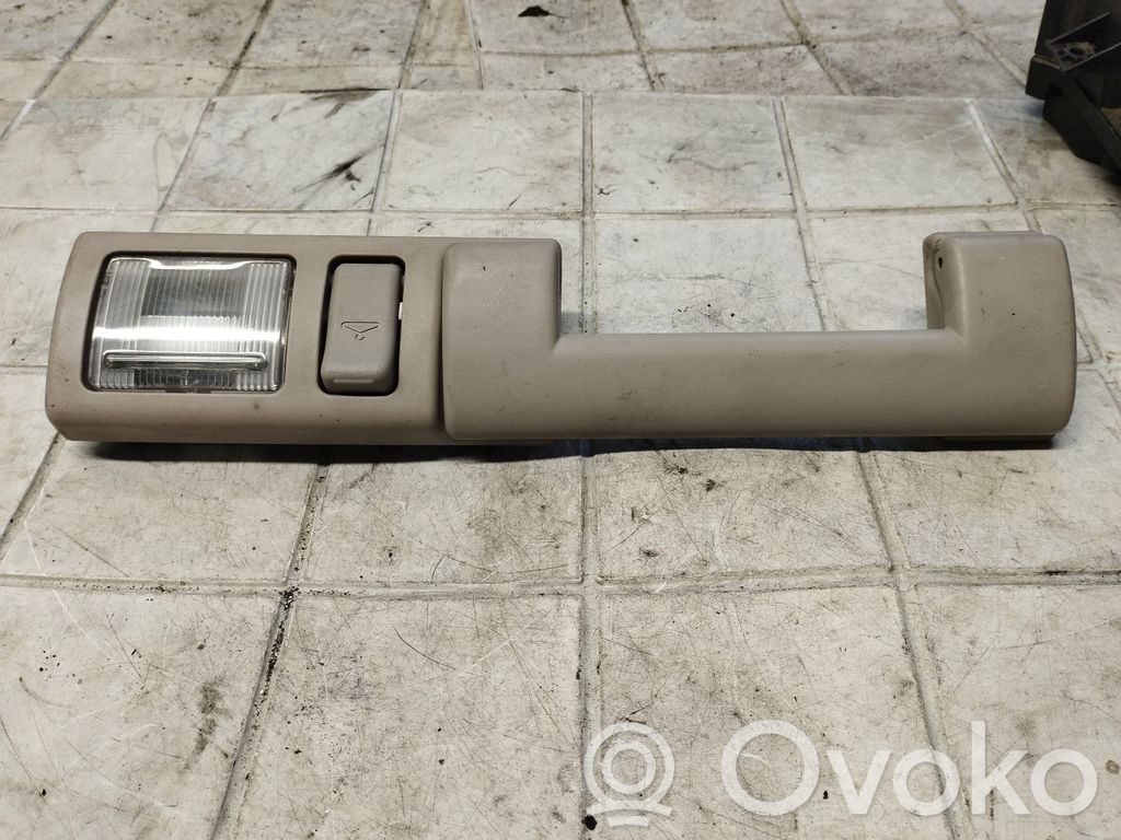 Asidero interior delantero   827583