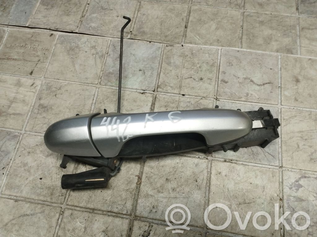 Chrysler Pacifica Manecilla externa puerta trasera 