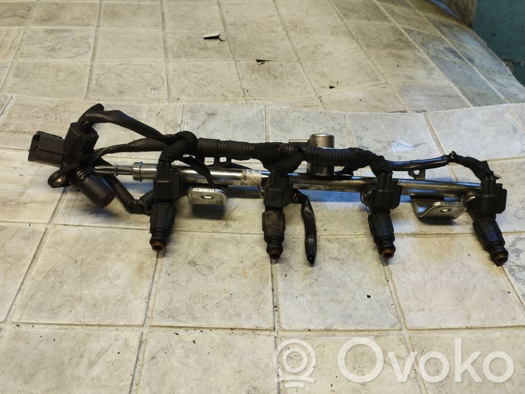 Mazda 6 Listwa wtryskowa 