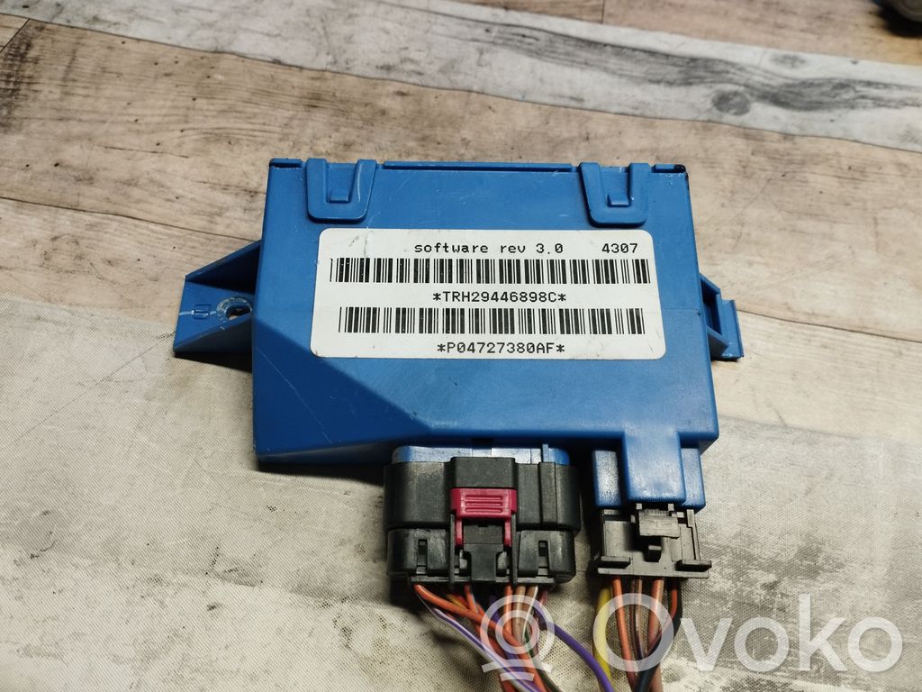Chrysler Pacifica Tailgate/trunk control unit/module 