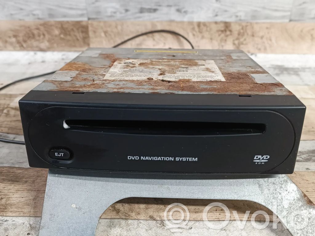 Chrysler Pacifica Navigation unit CD/DVD player 
