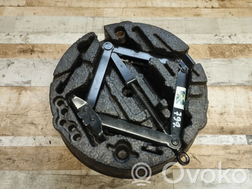 Opel Vectra C Tool set 