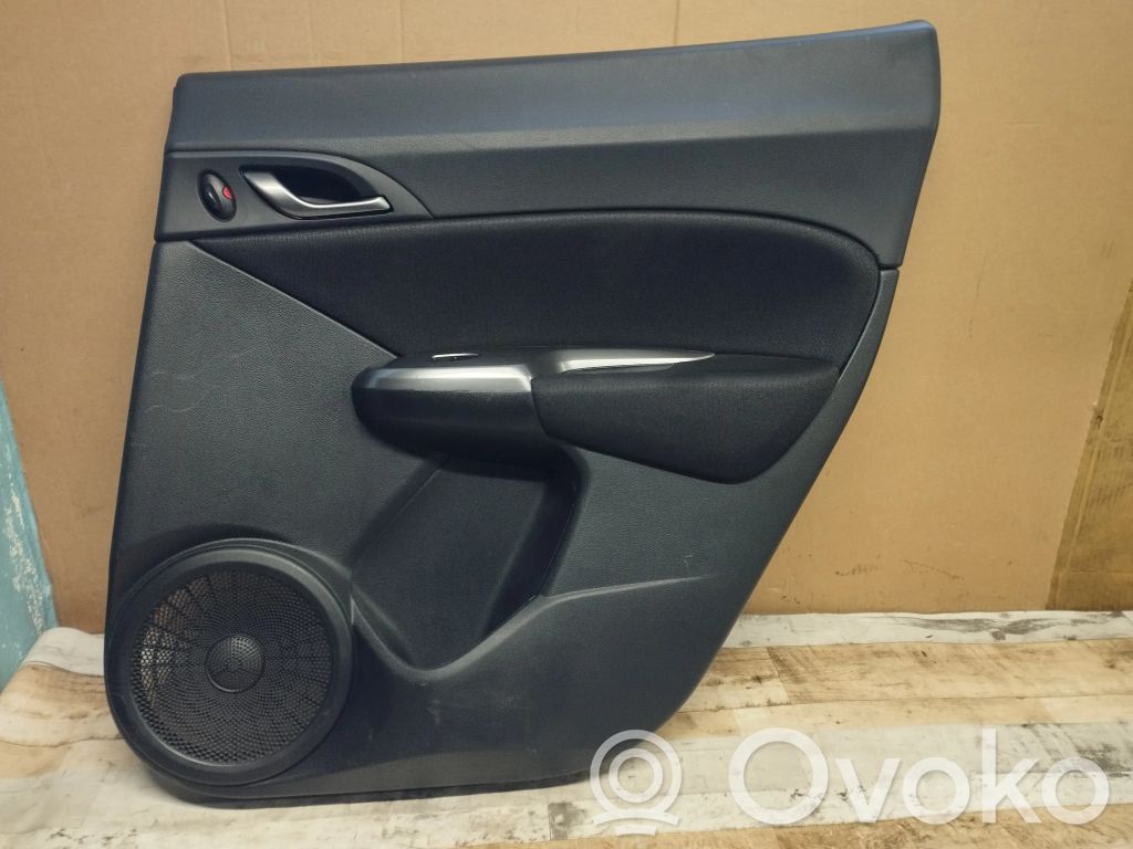 Honda Civic Moldura del tarjetero de la puerta trasera 