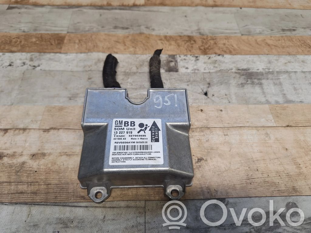 Opel Astra H Module de contrôle airbag 