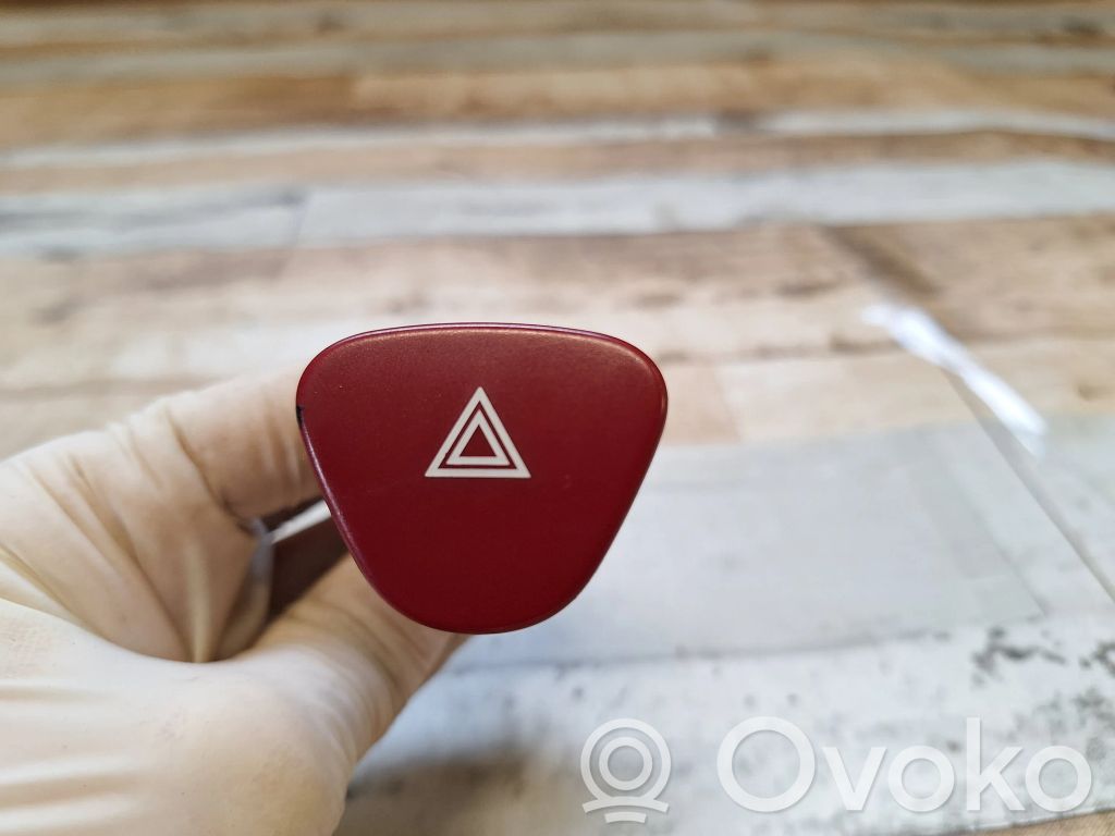 Citroen C3 Pluriel Hazard light switch 