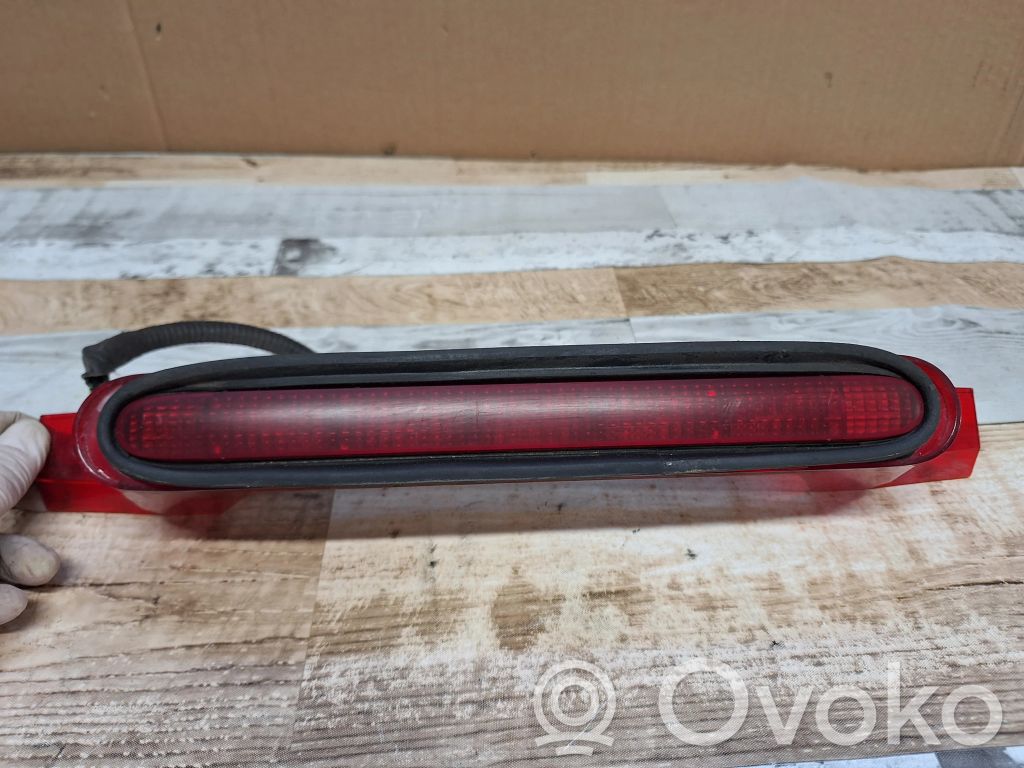 Ford Focus Third/center stoplight 