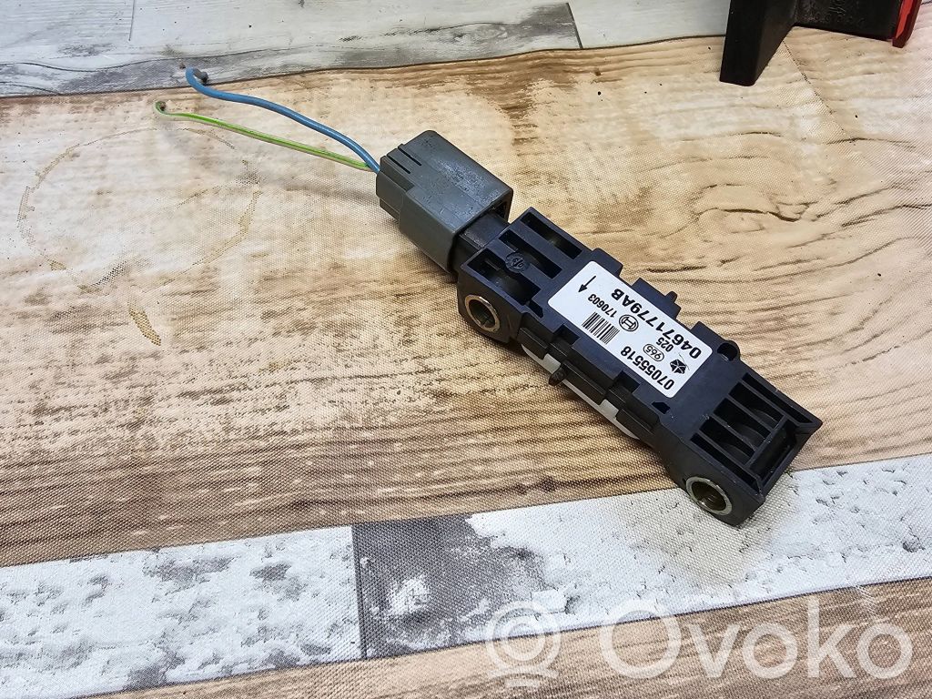 Chrysler Pacifica Czujnik uderzenia Airbag 