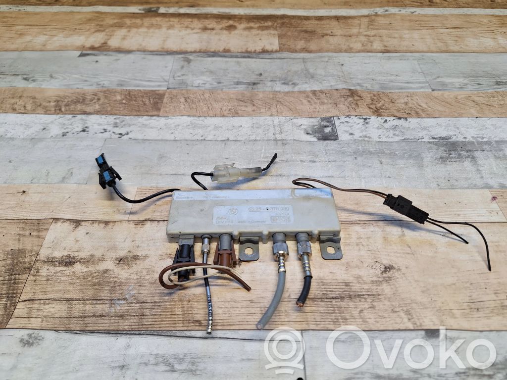 BMW 5 E39 Antenna control unit 