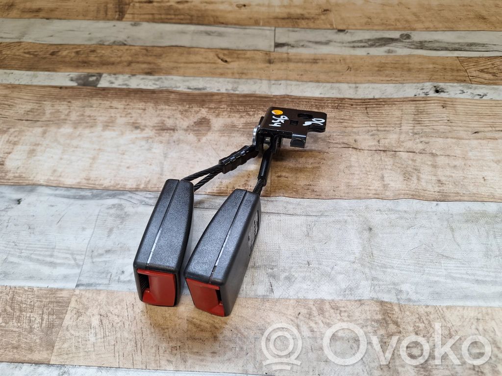 Opel Vectra C Hebilla del cinturón de seguridad trasero 