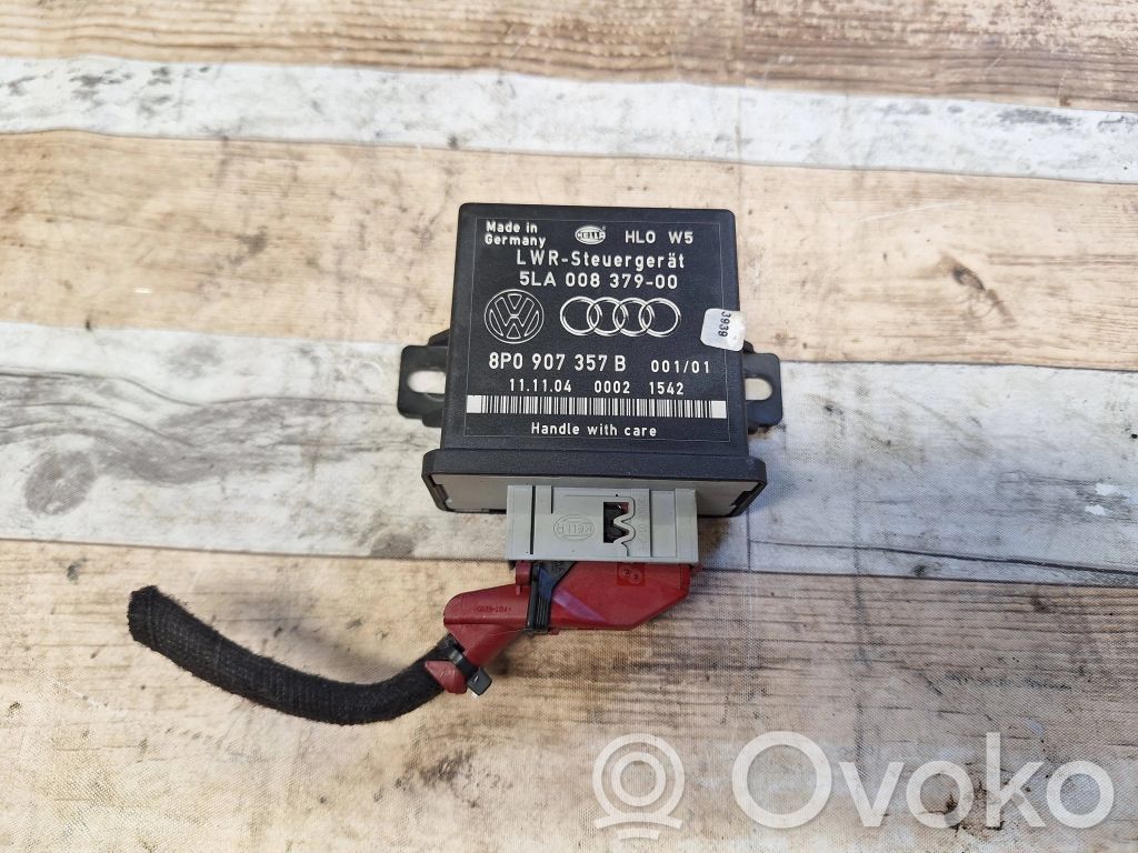 Audi A4 S4 B7 8E 8H Light module LCM 