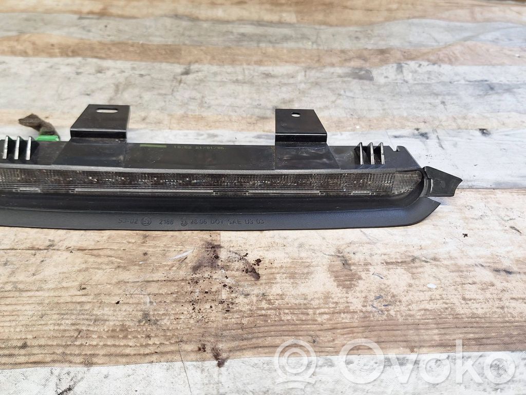 Volvo V50 Third/center stoplight 