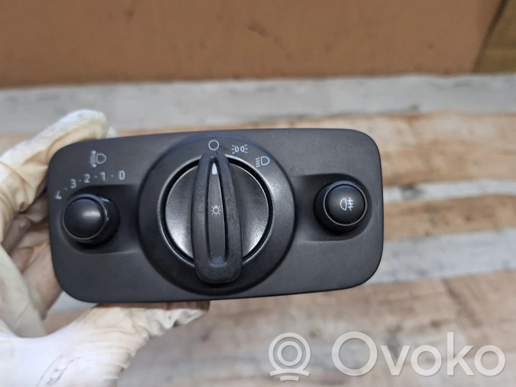 Ford Fiesta Light switch 