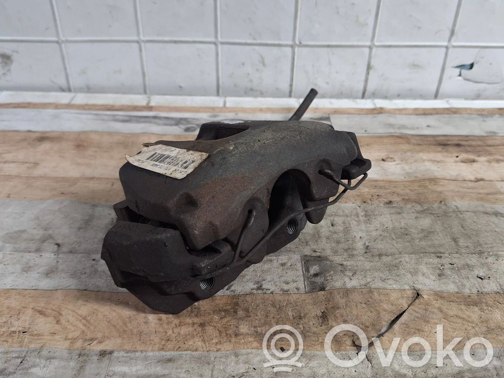 Ford Focus Передний суппорт 