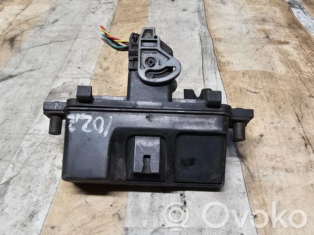 Citroen C5 Glow plug pre-heat relay 