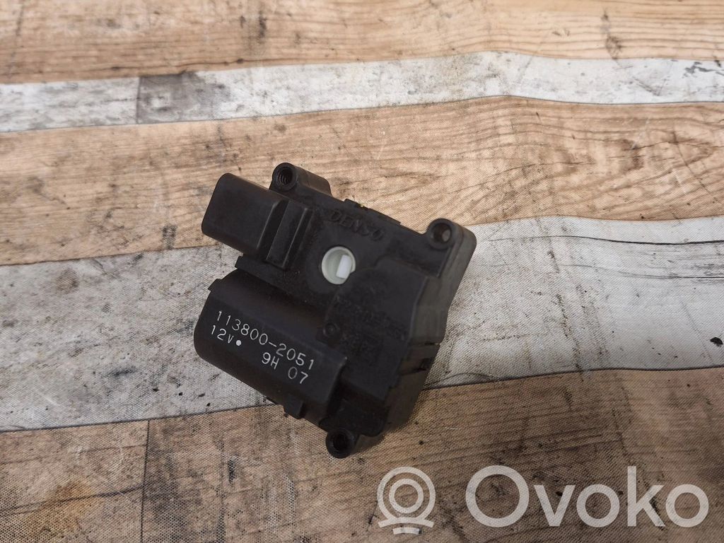 Toyota Corolla Verso AR10 Air flap motor/actuator 