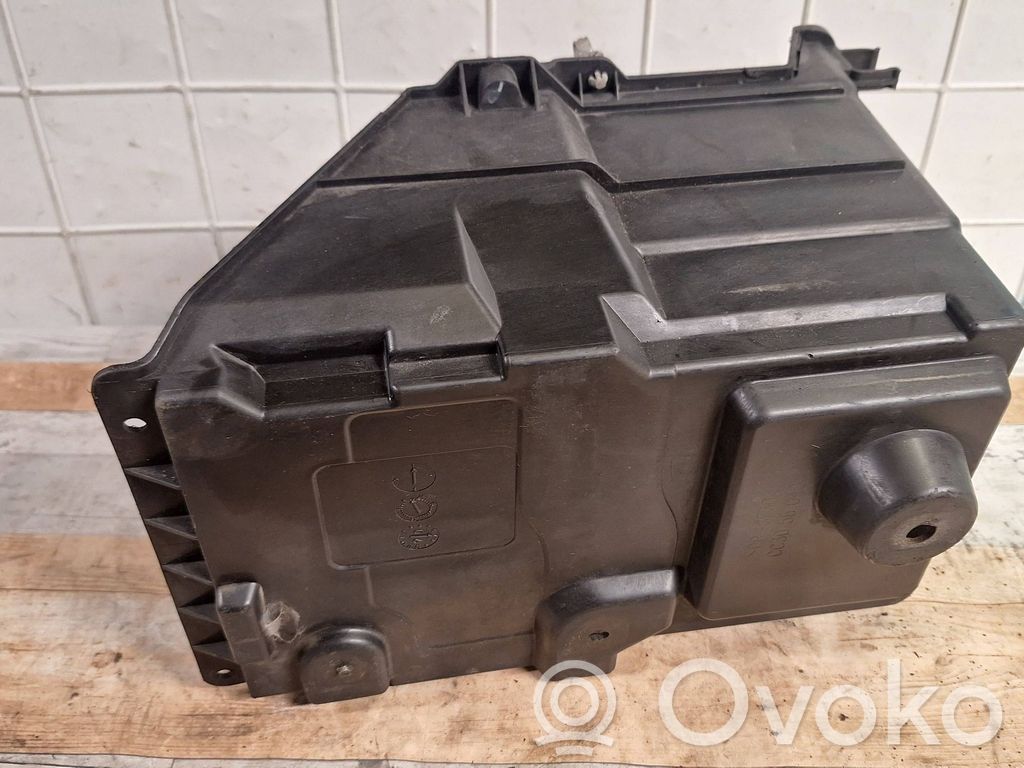Mazda 5 Battery box tray 