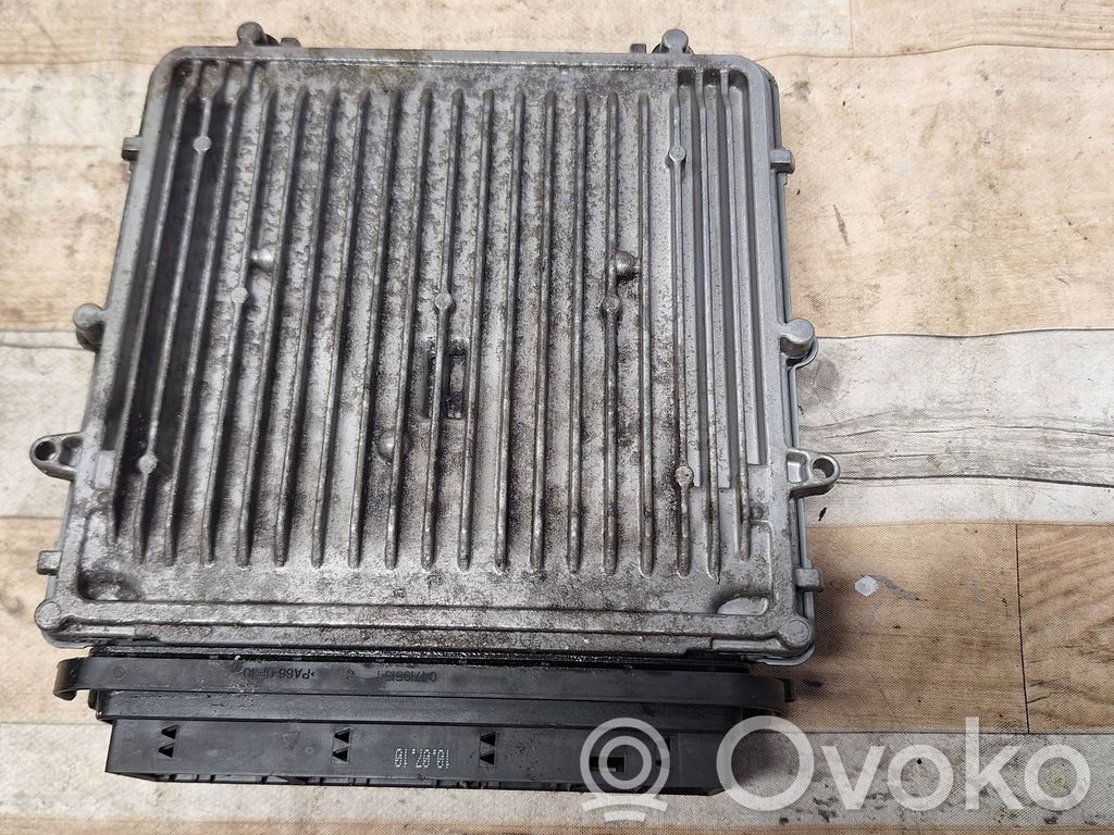 BMW 5 F10 F11 Engine control unit/module 