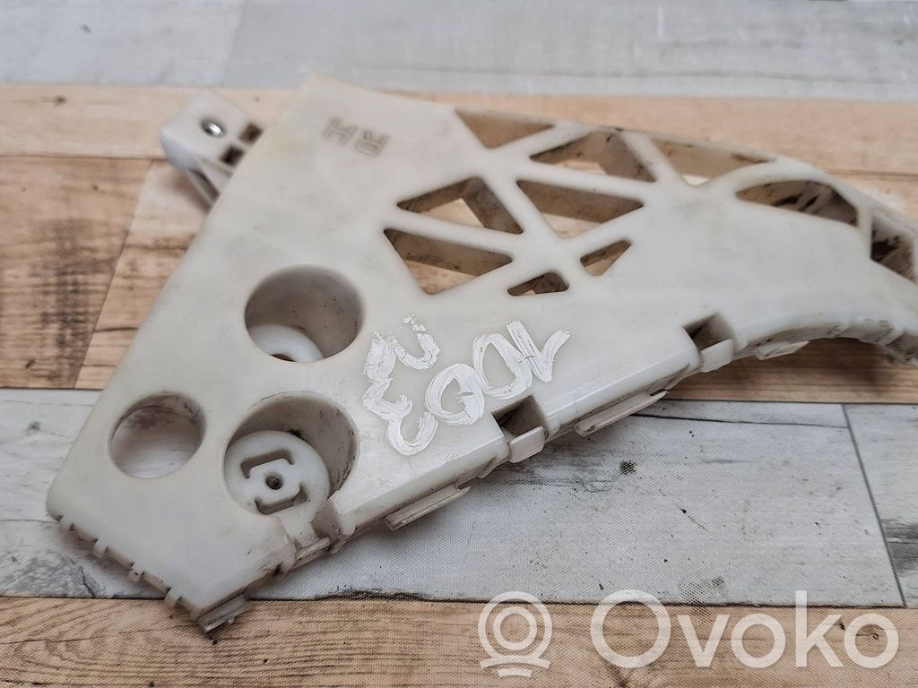 Mazda 5 Front bumper mounting bracket 