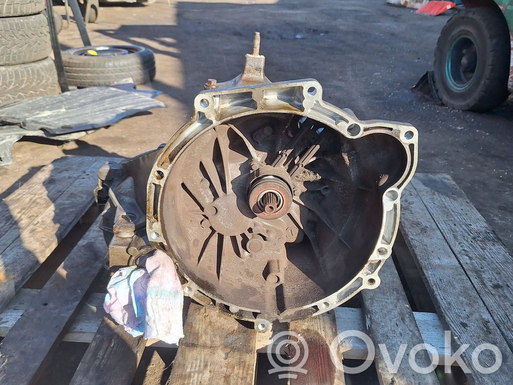 Mazda 2 Manualna 5-biegowa skrzynia biegów 
