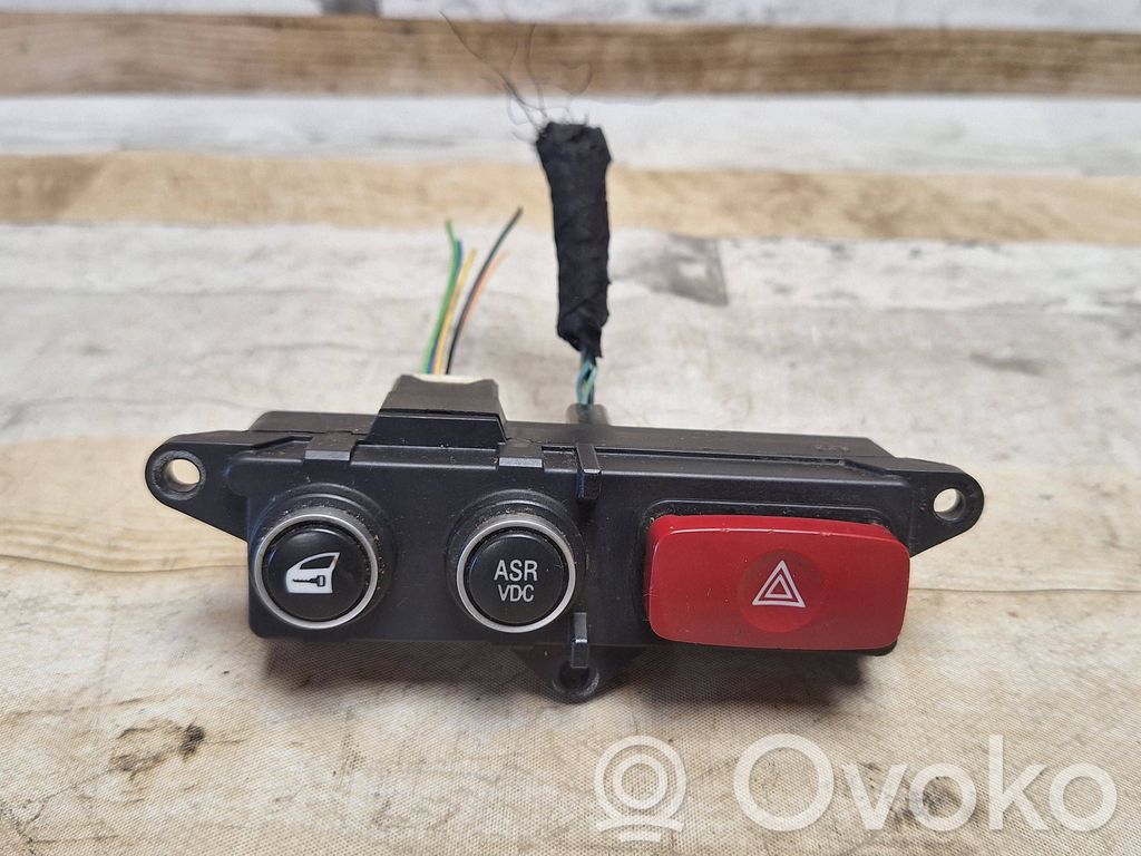 Alfa Romeo 159 Hazard light switch 