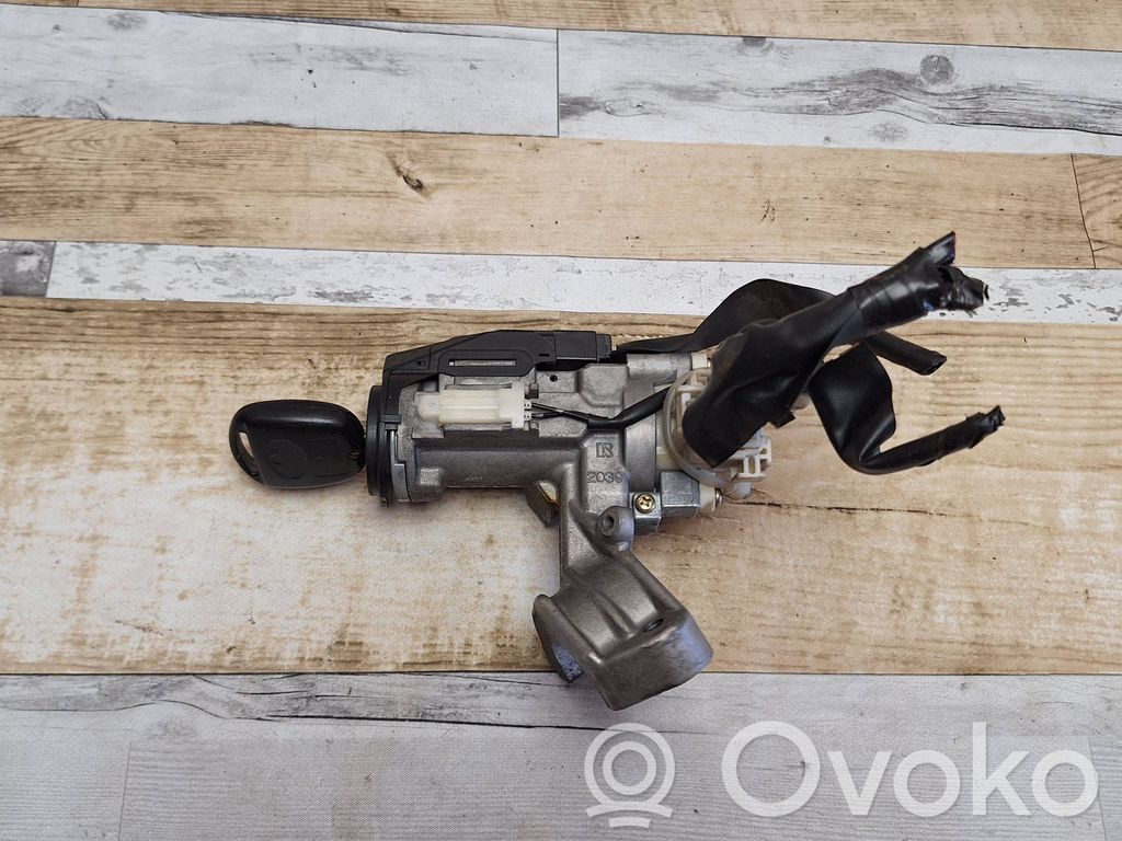 Toyota Corolla Verso E121 Ignition lock 