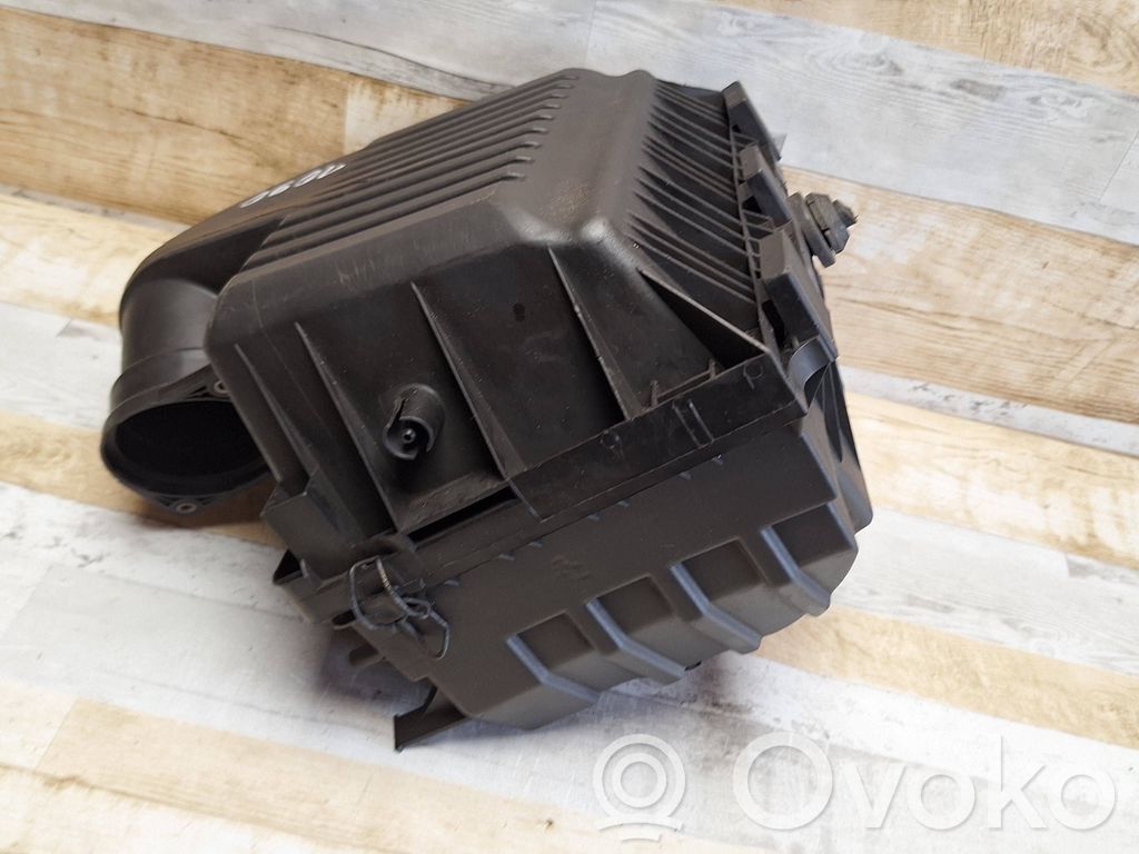 Seat Alhambra (Mk1) Air filter box 