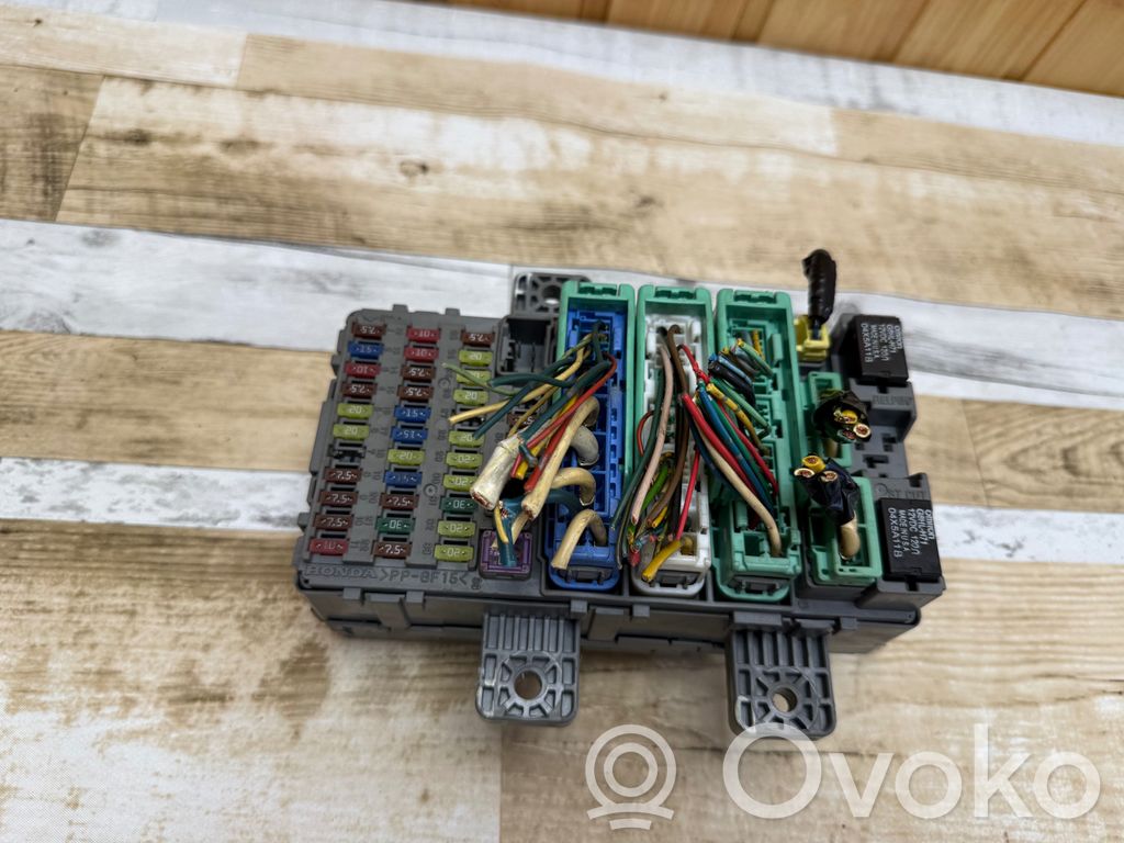 Honda Civic Fuse module 