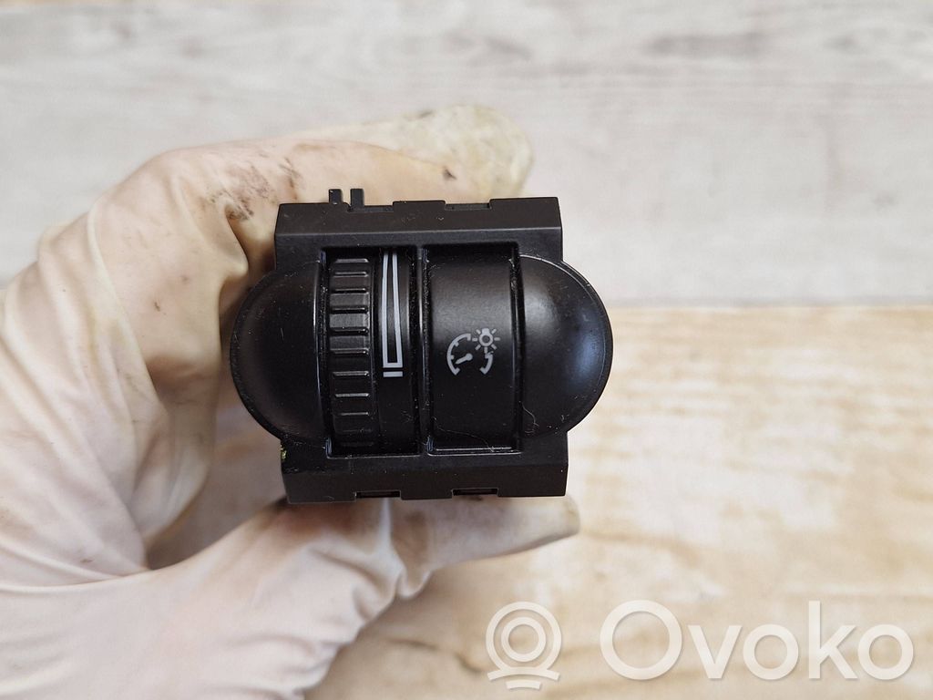 Volkswagen Jetta V Panel lighting control switch 