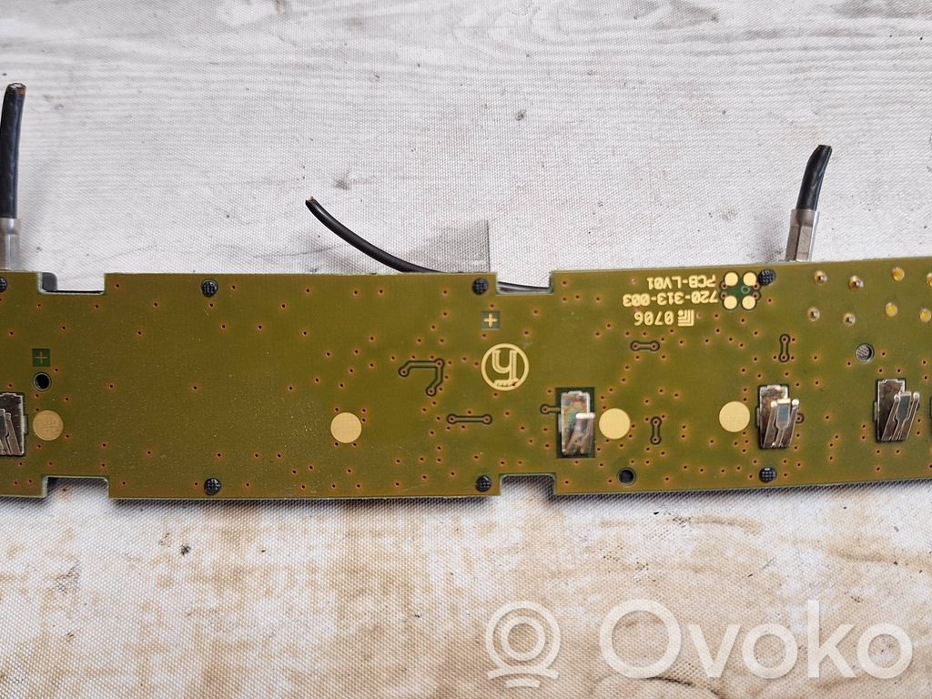 Volkswagen Jetta V Amplificator antenă aeriană 