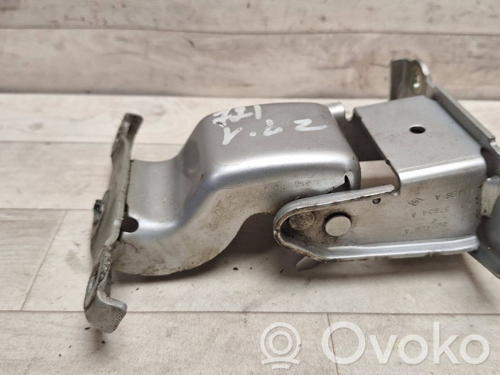 Opel Vivaro Loading door upper hinge 