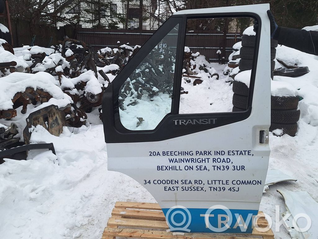 Priekinės durys