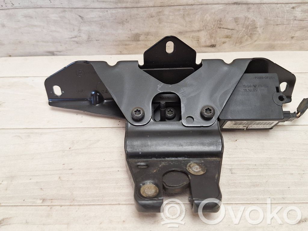 Tailgate/trunk/boot lock/catch/latch   7071594