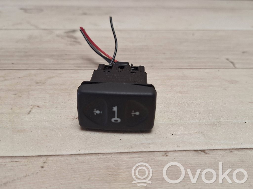 Land Rover Freelander Central locking switch button 