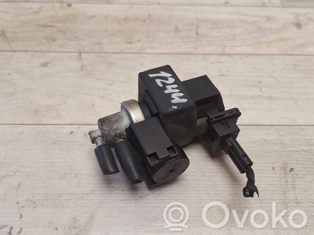 Hyundai i40 Zawór podciśnienia / Elektrozawór turbiny 