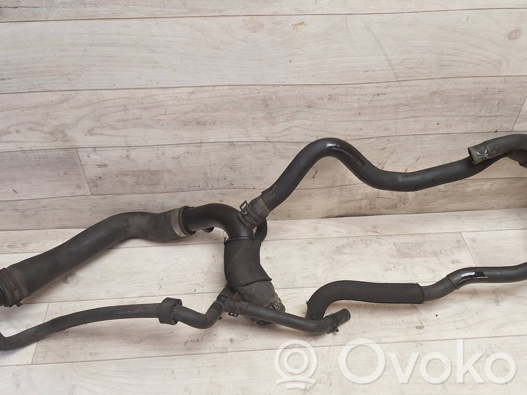 Volkswagen PASSAT B6 Conductă/furtun lichid de răcire motor 